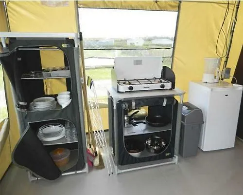 *** אתר קמפינג סן-מארי-דה-לה-מאר Oh! Campings La Brise צרפת