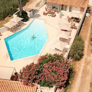 Hotel Les Rizieres